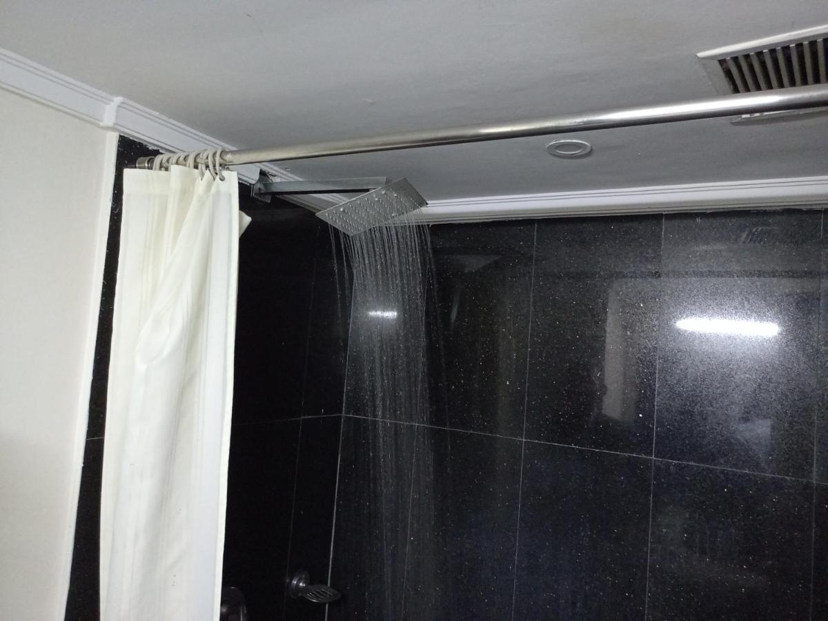 Hotel Dr Rajkumar International Бангалор Екстериор снимка