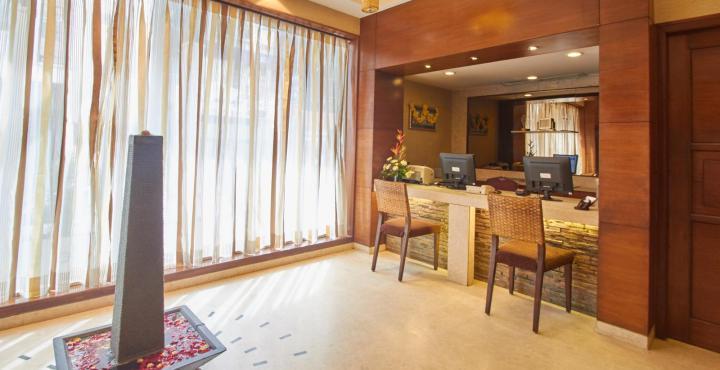 Hotel Dr Rajkumar International Бангалор Екстериор снимка