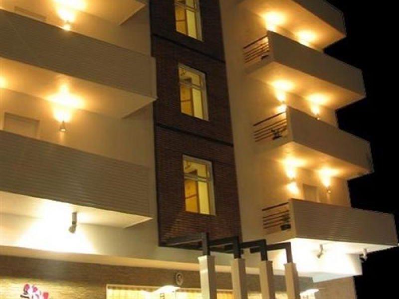 Hotel Dr Rajkumar International Бангалор Екстериор снимка